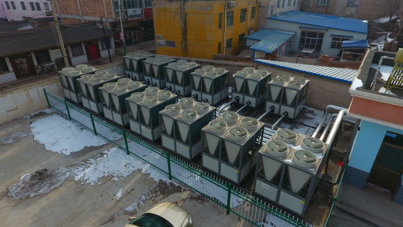 学校采暖用空气能热泵